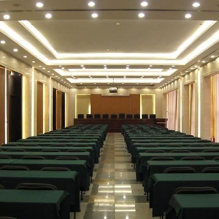 Tianrui Business Hotel Taiyuan  Exterior photo